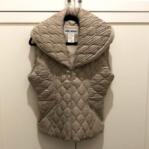 Woman’s quilted Vest